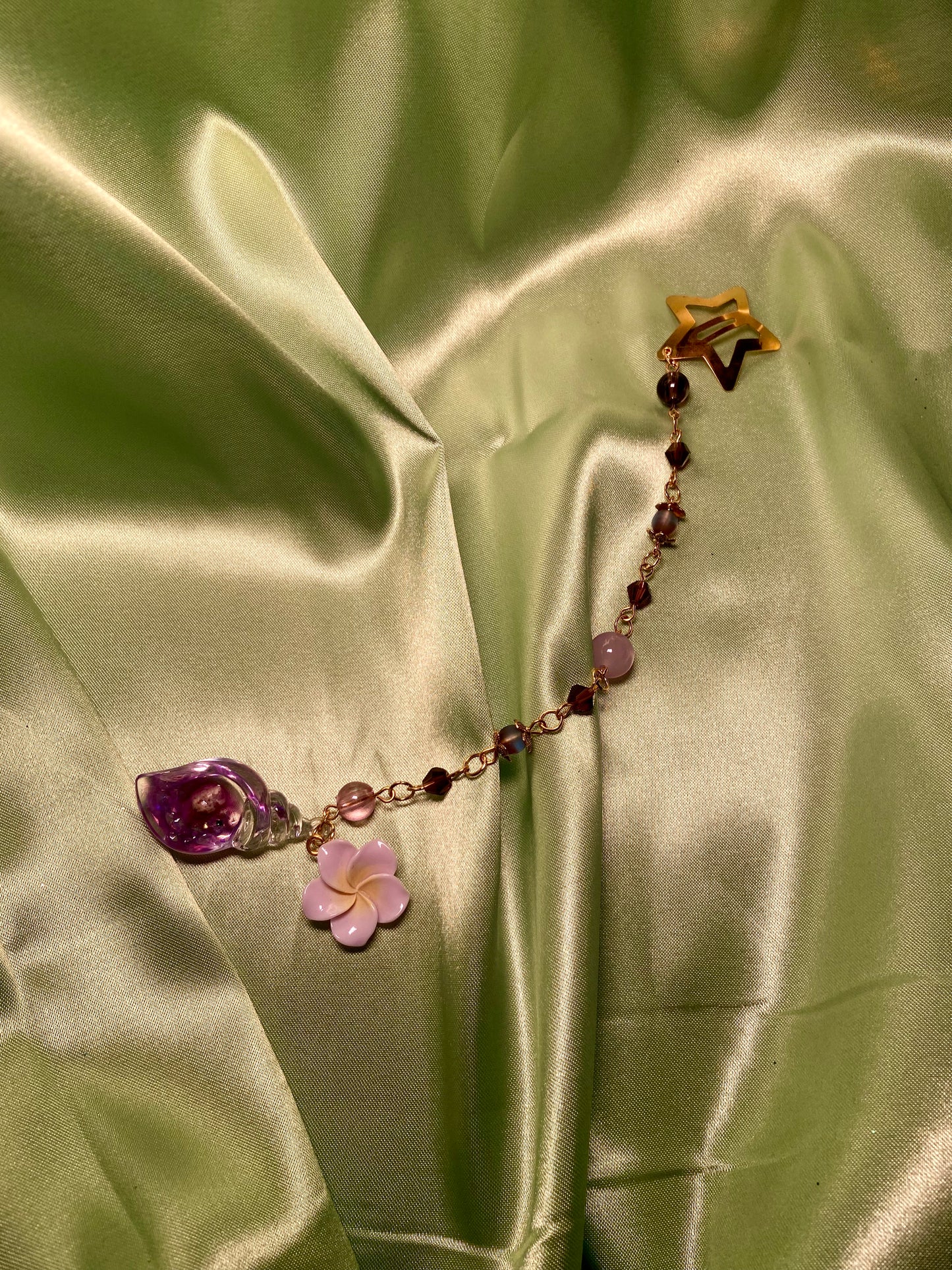 Glow In the Dark Seashell Hairclip
